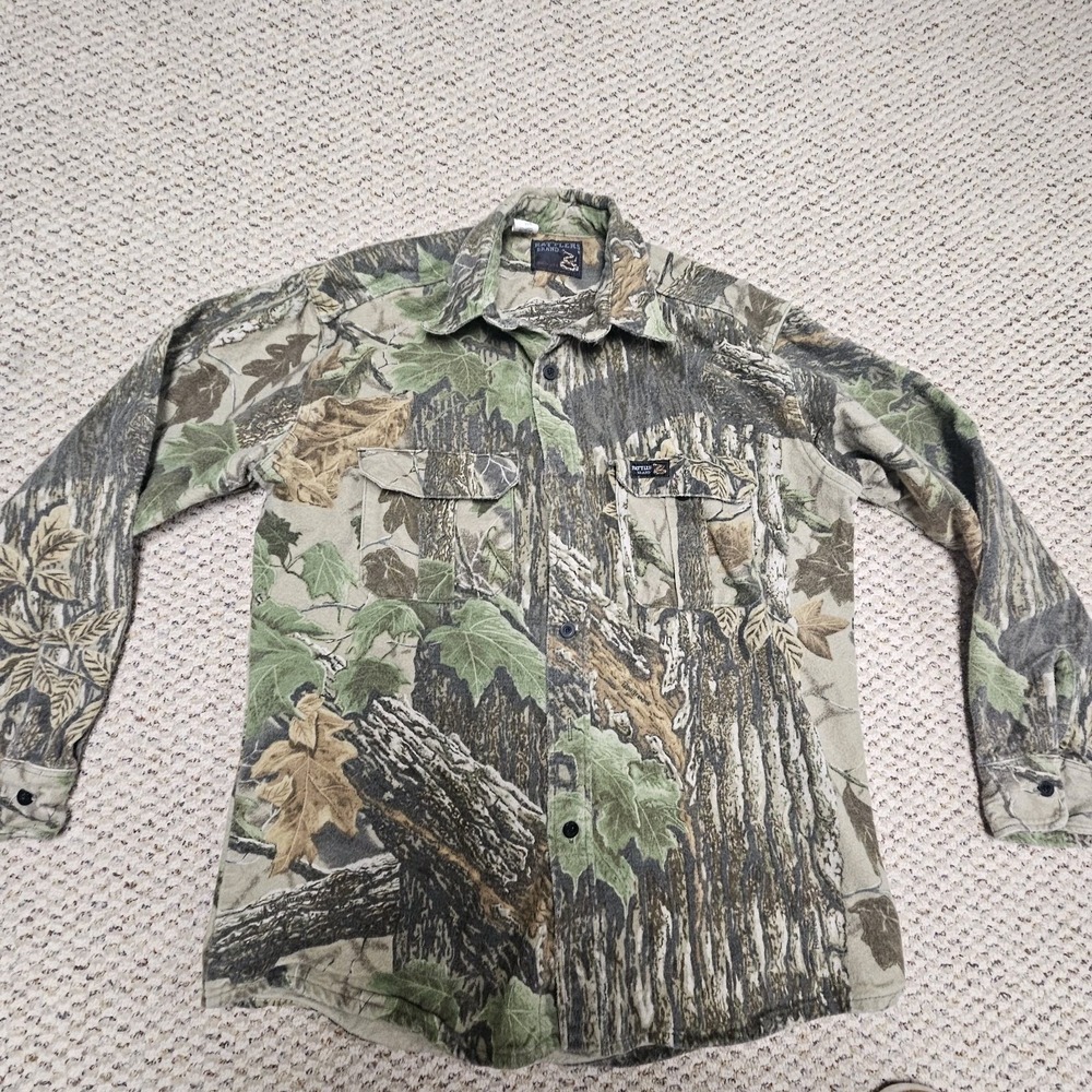 VTG Rattlers‎ Brand Realtree Camo Size Med. Heavy Hunting Shirt USA Distressed